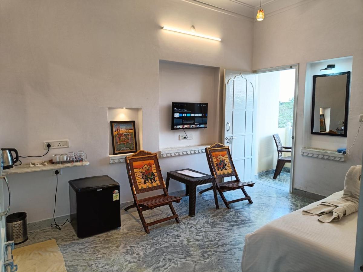 Hotel Prakash Ji'S Haveli -Luxurious Lakeside Retreat- Udaipur Exterior foto